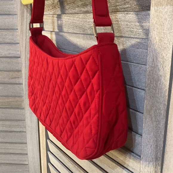 Vera Bradley -  single Pocket Handbag -cherry red. - Picture 2 of 5